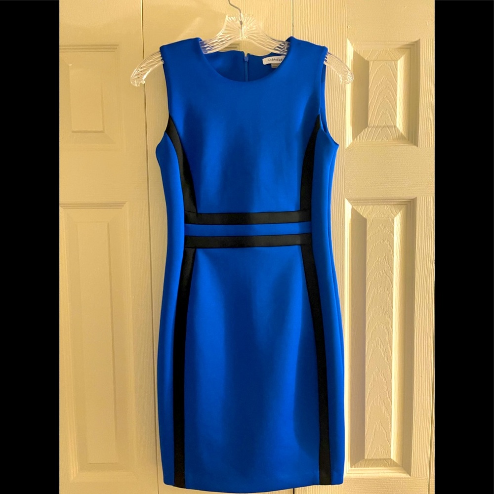 Color blocked sheath dress